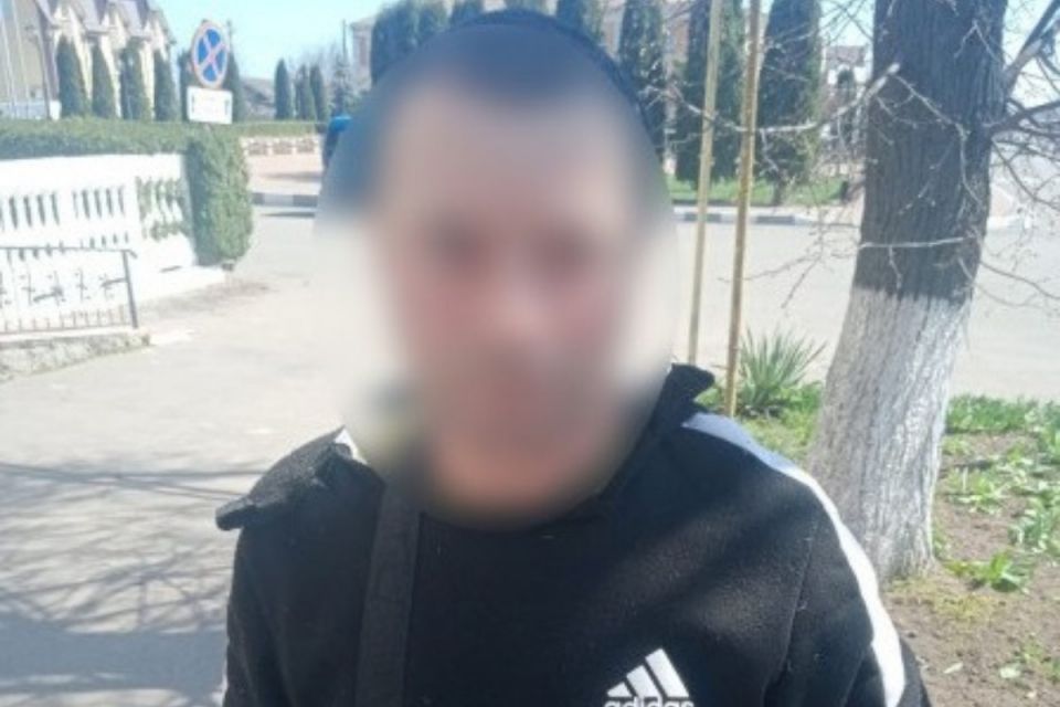 У Гайсині затримали чоловіка, який напередодні вбив товариша металевим посудом