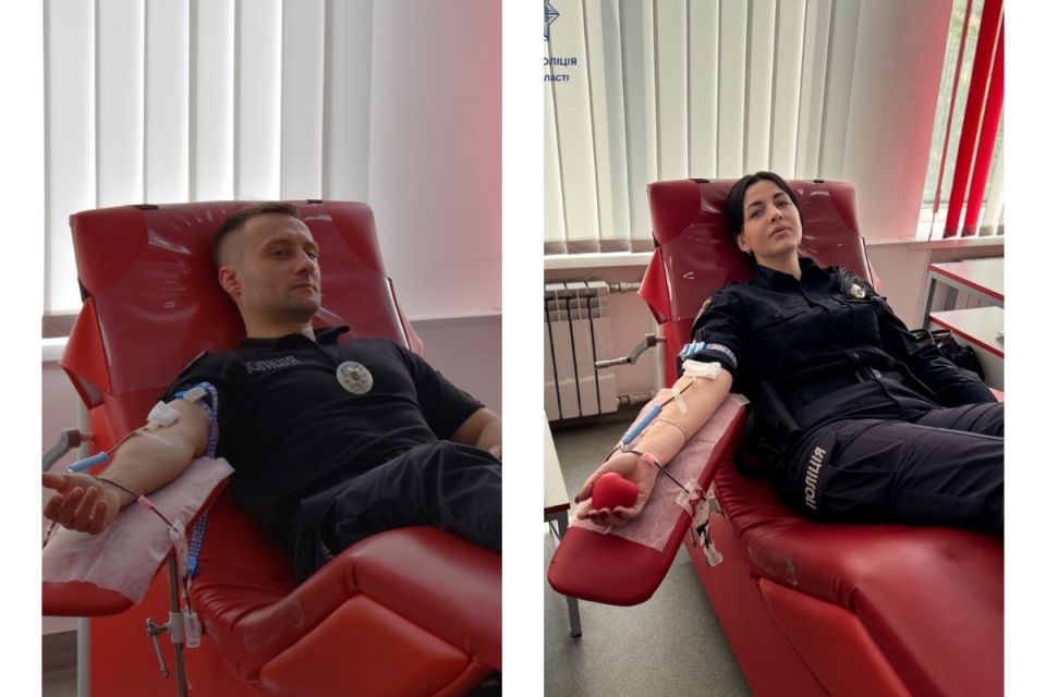 Патрульні Вінниці здали 15 літрів крові заради порятунку життів
