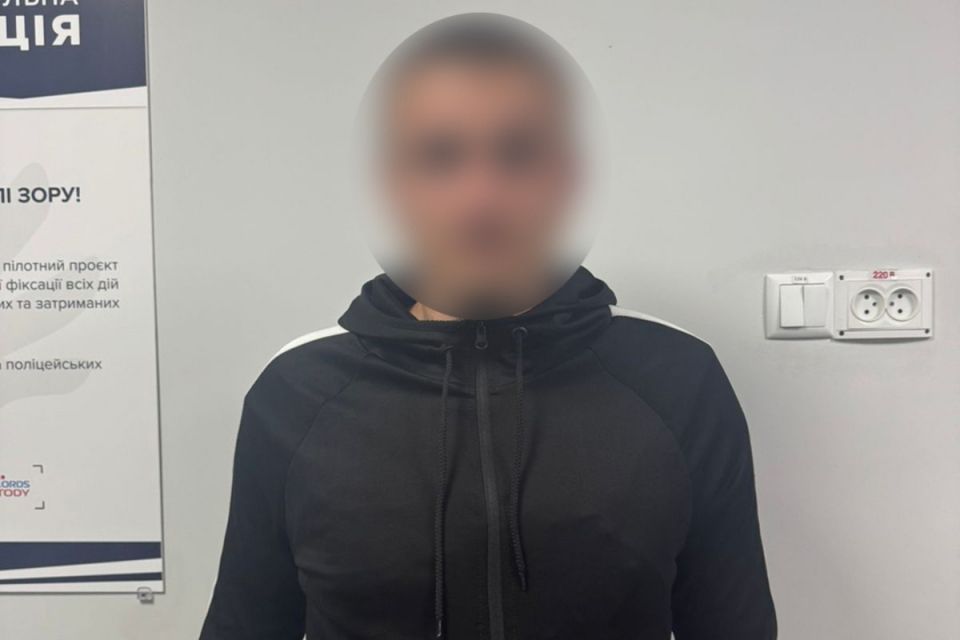 У Вінниці затримали чоловіка, який вкрав рюкзак та розрахувався чужою карткою