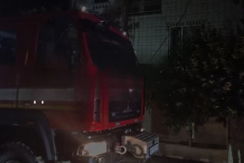 В пожежі у Бершаді загинув літній чоловік, а підлітка та жінку — врятували