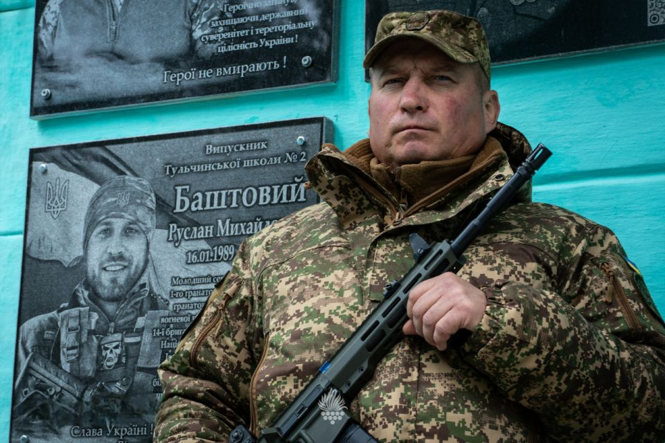 У Тульчині відкрили меморіальну дошку на честь загиблого Героя Руслана Баштового