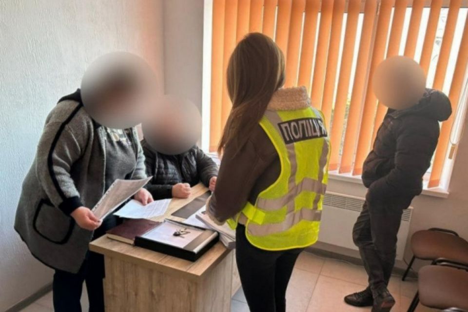 Продали зерно за безцінь і отримали вирок: суд покарав трьох працівників держпідприємства