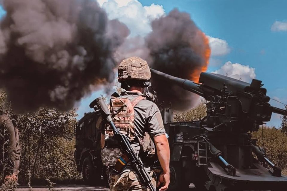 Агресор не спиняється: 157 боїв, 132 авіабомби та 5404 дрони за добу