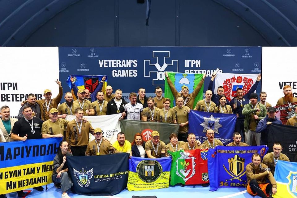 Незламні та сильні: вінницькі ветерани здобули нагороди на Всеукраїнських Іграх з кросфіту