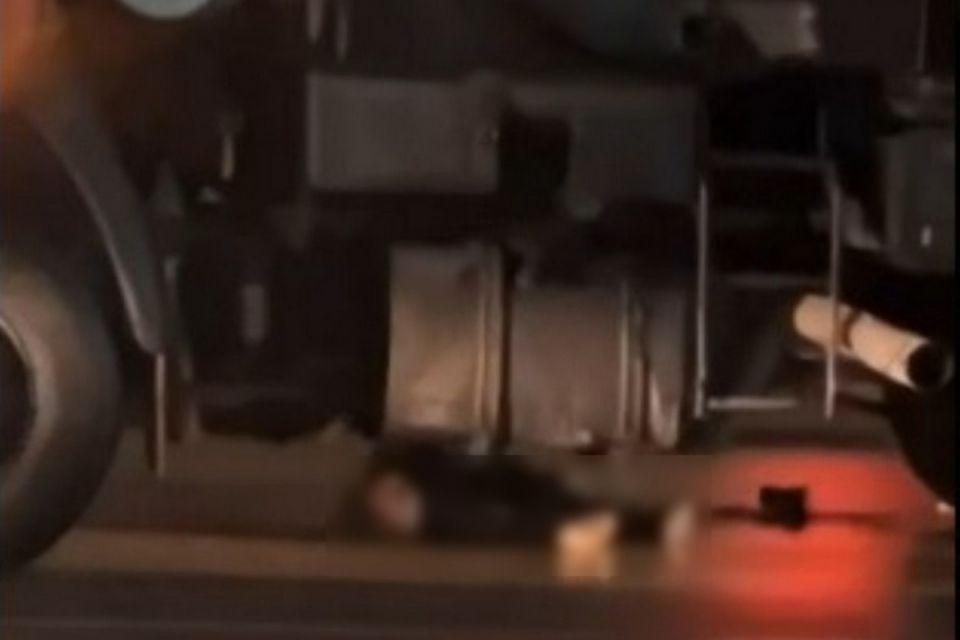 На Коріатовичів автокран переїхав чоловіка. Він помер до приїзду медиків. ВІДЕО