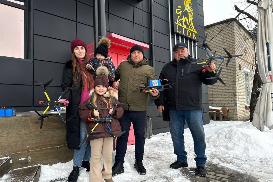 «Хочеться кричати про допомогу»: у Вінницю їде волонтер, який передав на фронт сотні дронів