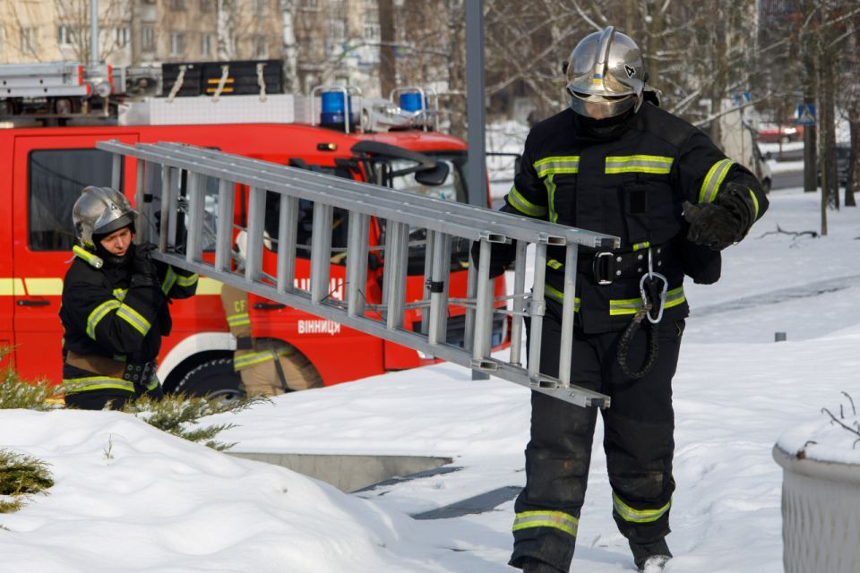 Через несправну витяжку загорівся ресторан у Вінниці. Пожежі гасили й в області
