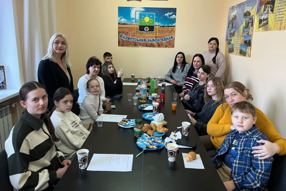 Життя на валізах четвертий рік: що насправді переживають діти переселенців (Пресслужба МБФ «Без Кордонів»)