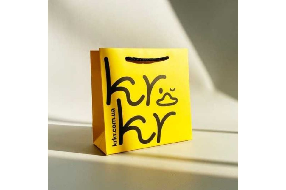 Що подарувати на 8 березня: ідеальний подарунок як символ турботи (Новини компаній)