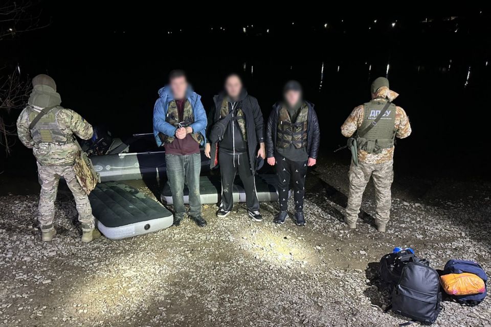 Тікали до Молдови через Дністер. Як ухилянтів ловили вночі на надувних матрацах