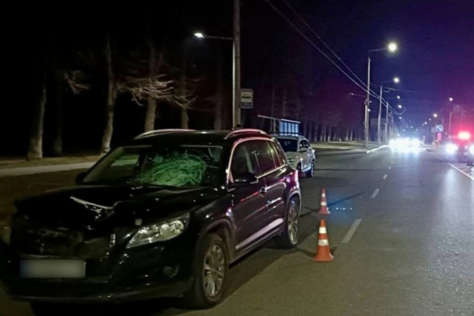 На Гніванському шосе збили дівчину: її госпіталізували
