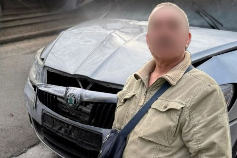 В’їхав у Kia, бо був п’яний: на Хмельницькому шосе затримали водія з 12-кратним перевищенням алкоголю