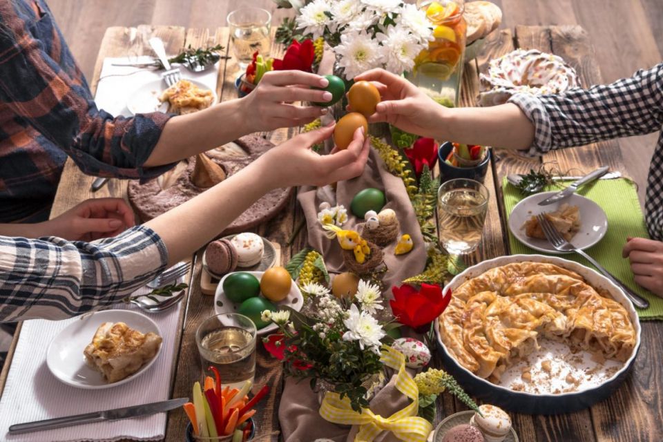 Як насолоджуватись Великоднім столом без шкоди для здоров'я: рекомендації фахівця