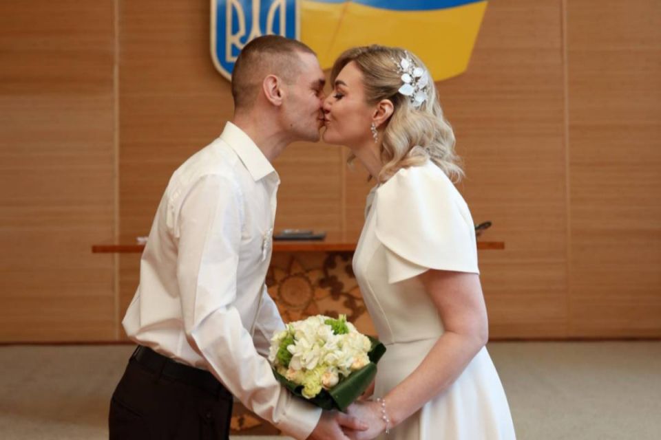 Понад 2400 нових родин з початку року: де одружуються найчастіше