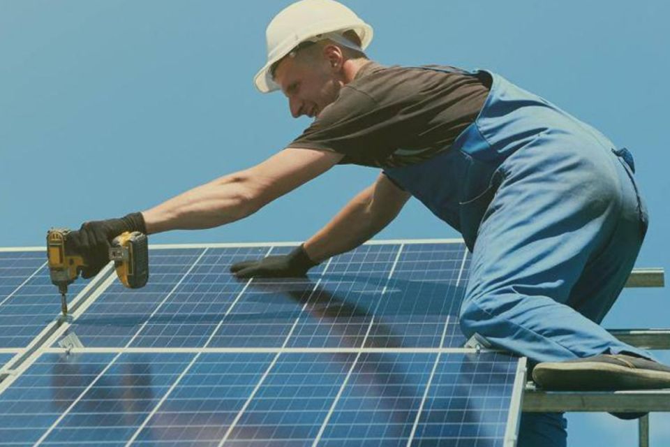 Енергія сонця замість блекаутів: у Козятині медзаклад перейшов на автономне живлення