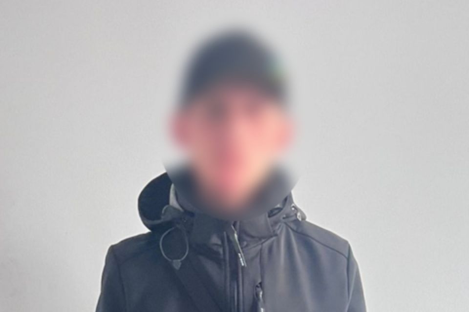 Нічний «рейд» по вітринах. Затримали серійного злодія, який обікрав магазин та перукарню