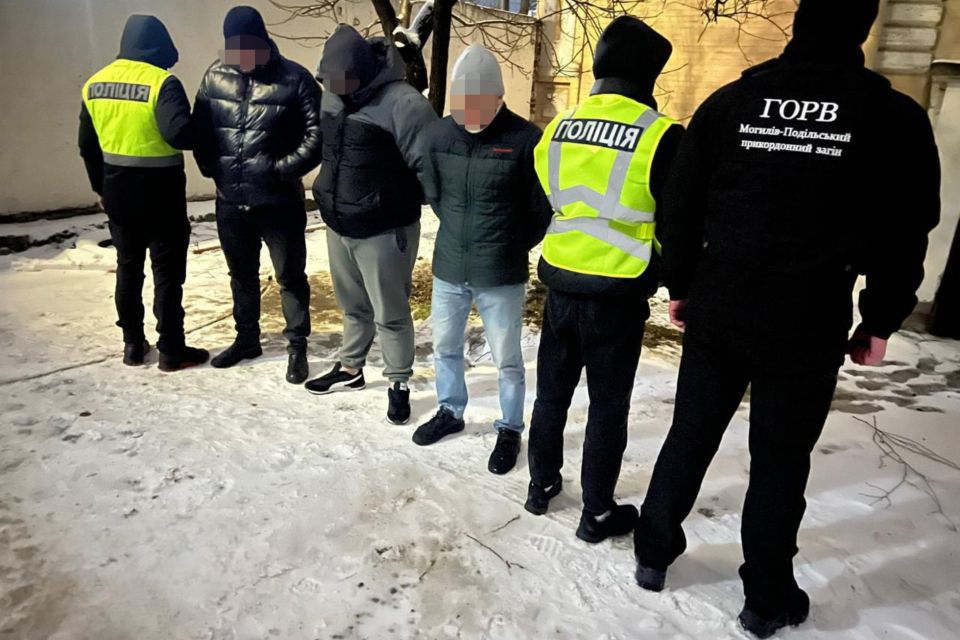 «Естафета» до берега Дністра. На Вінниччині судитимуть трьох чоловіків за переправлення ухилянта
