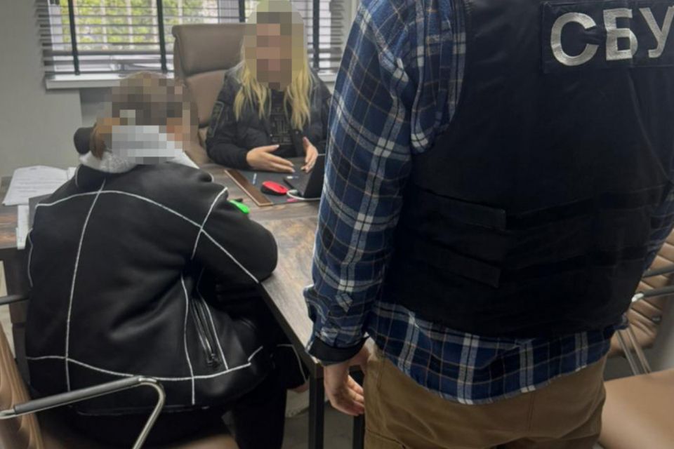 Зливала блокпости та фіксувала роботу ТЦК — на Вінниччині затримали 42-річну TikTok-блогерку