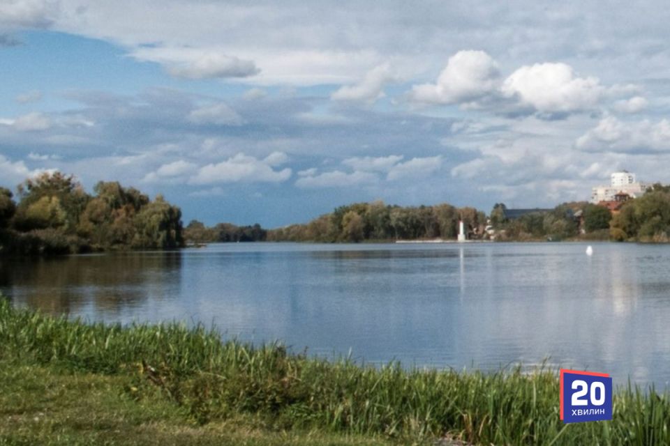 Купальний сезон під питанням? Вода на пляжах Вінниці — небезпечна