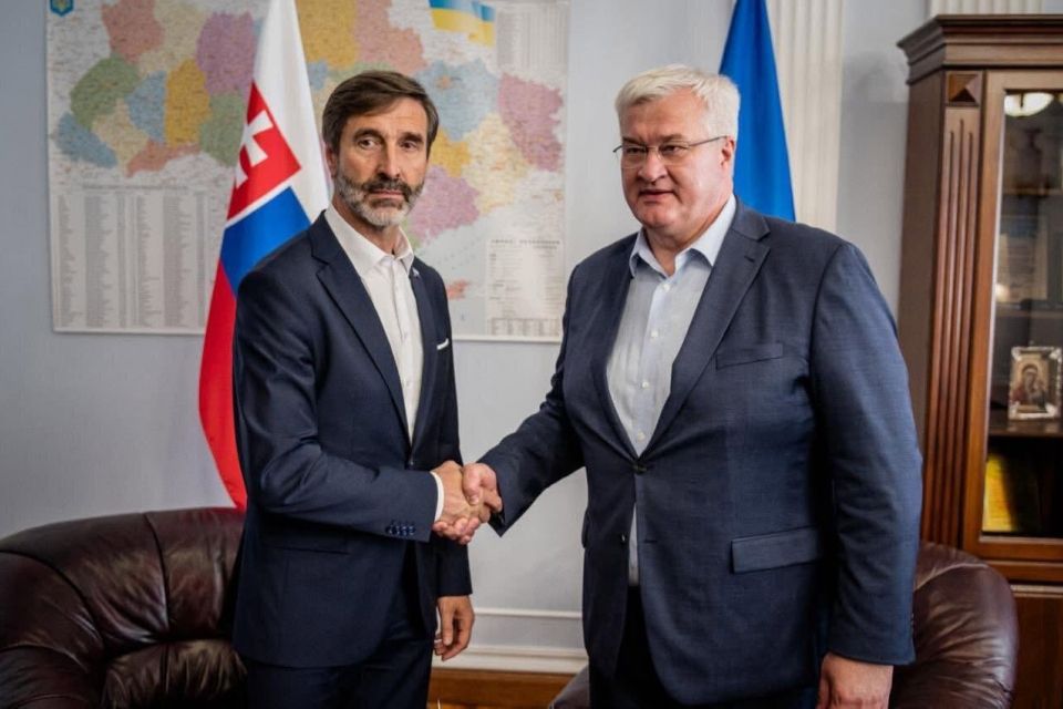 До Вінниці прибули глави МЗС України та Словаччини: говорили про підтримку, медицину та євроінтеграцію