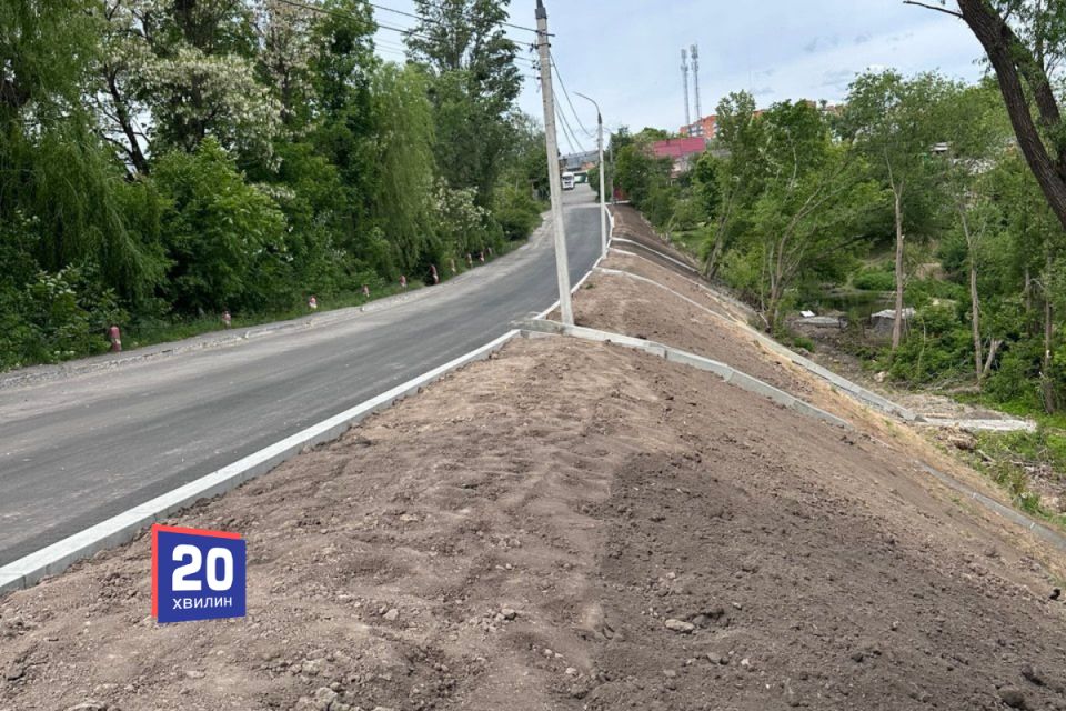 Через загрозу зсуву у Вінниці відновили важливий проїзд