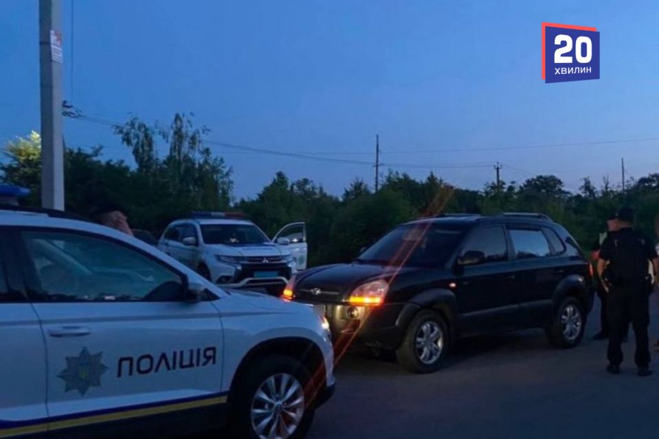 У Немирові п'яний водій пропонував поліцейським 400 доларів