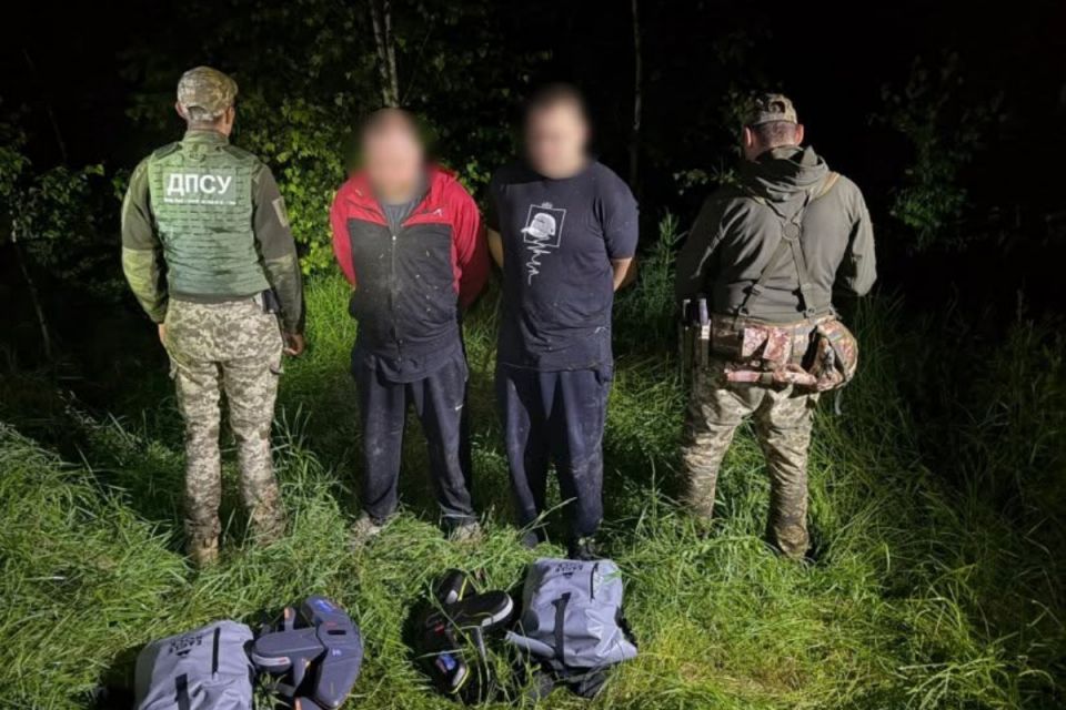 На Дністрі затримали двох братів із Харкова, які намагалися переплисти кордон на акваскутерах