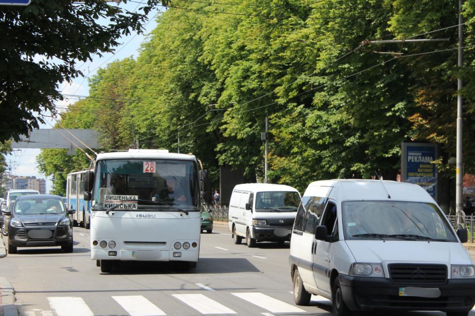 Вдвічі більше. З 15 липня подорожчає проїзд у маршрутках Вінниці