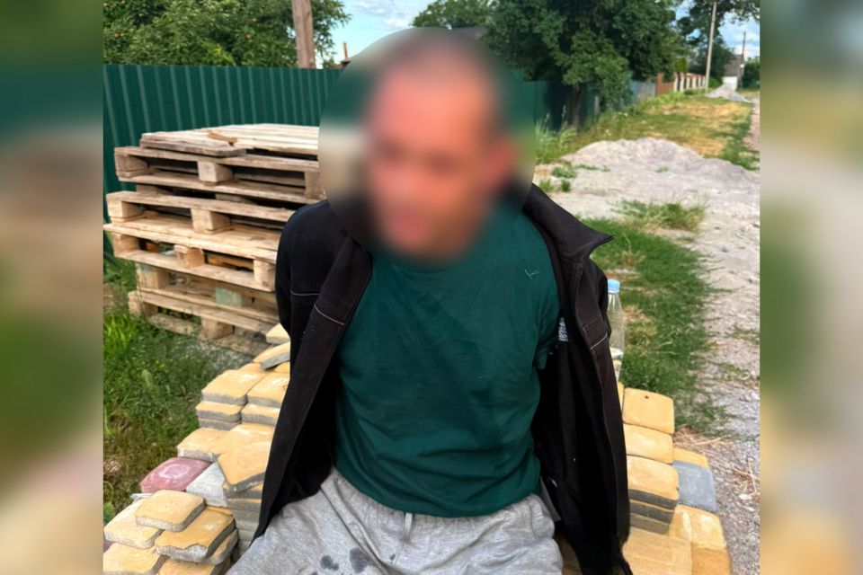 Стрілянина у Погребищенській громаді: затримали 51-річного чоловіка з арсеналом зброї