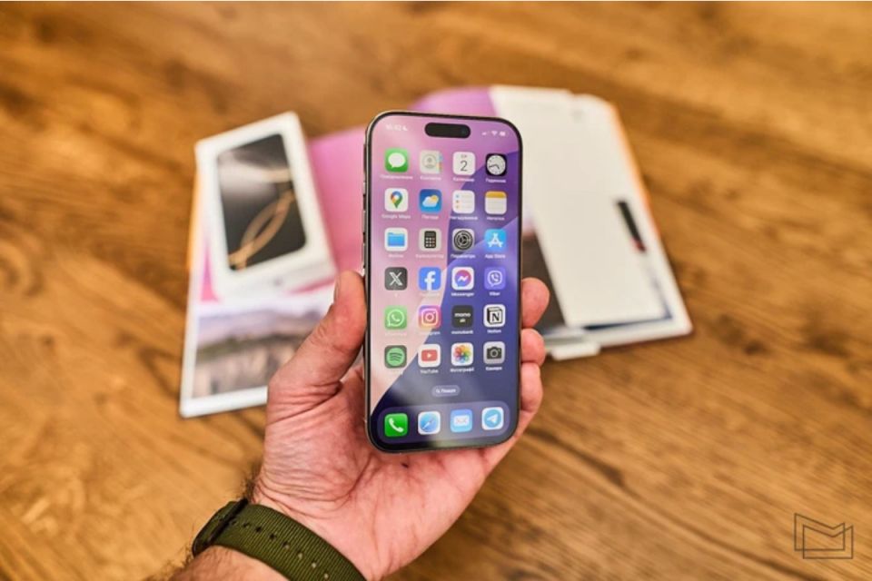 Скільки коштує iPhone 16 Pro в Україні (Новини компаній)