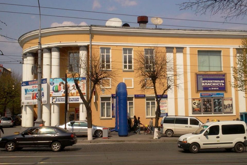Майбутнє кінотеатру Коцюбинського визначать пізніше. Конкурс продовжили до 20 вересня