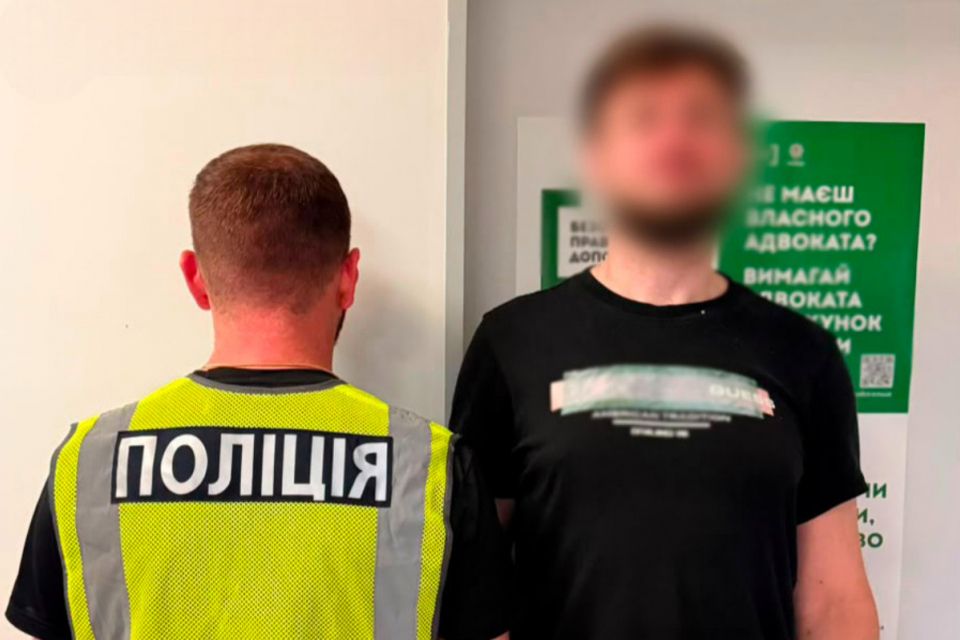 Сварка в київському готелі завершилася ножовим пораненням 51-річного вінничанина
