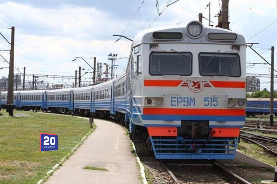 Атака росії забрала життя людей на станції Квітнева: поїзди до Вінниччини запізнюються