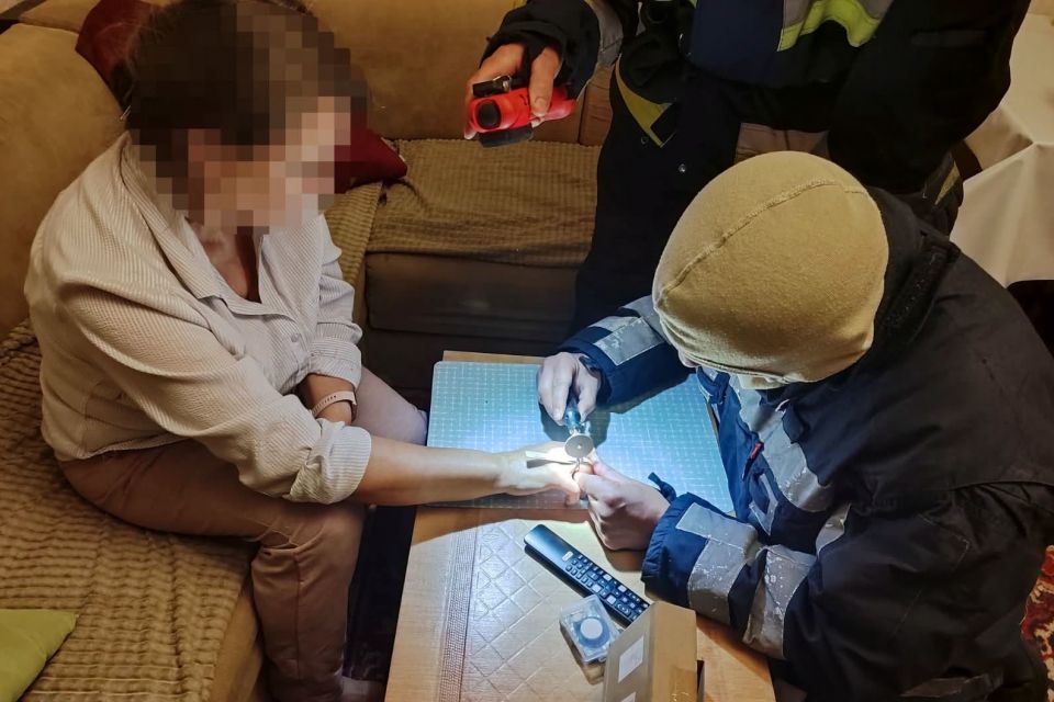 Каблучка врізалася у палець вінничанки так, що довелося викликати рятувальників