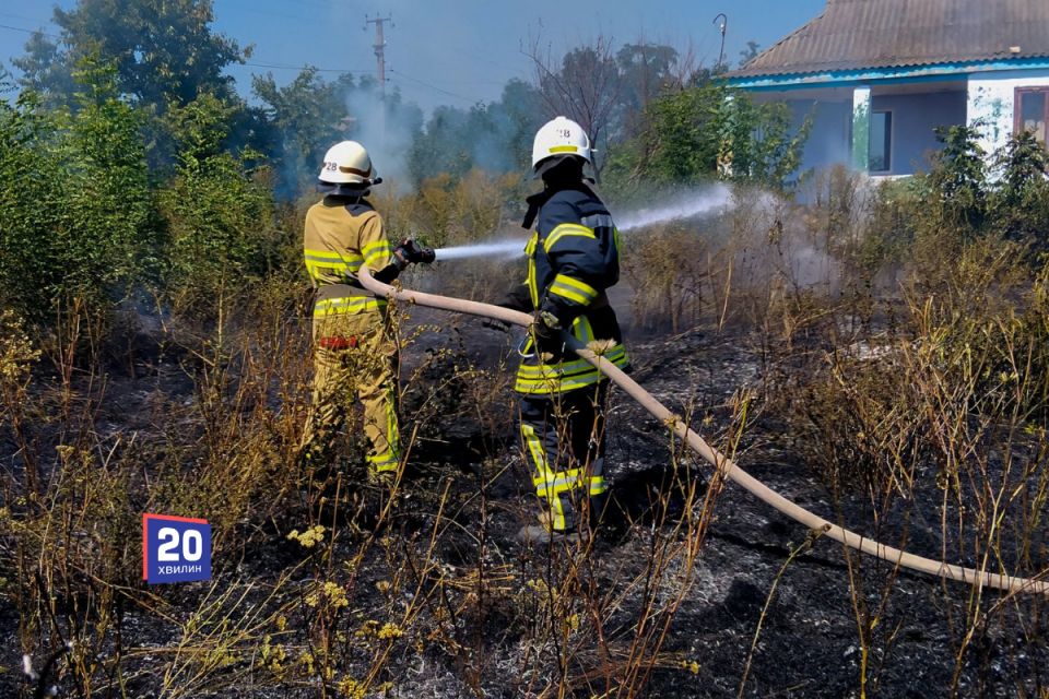 Один недопалок перетворює поля на згарища: на Вінниччині спалахнуло 25 пожеж