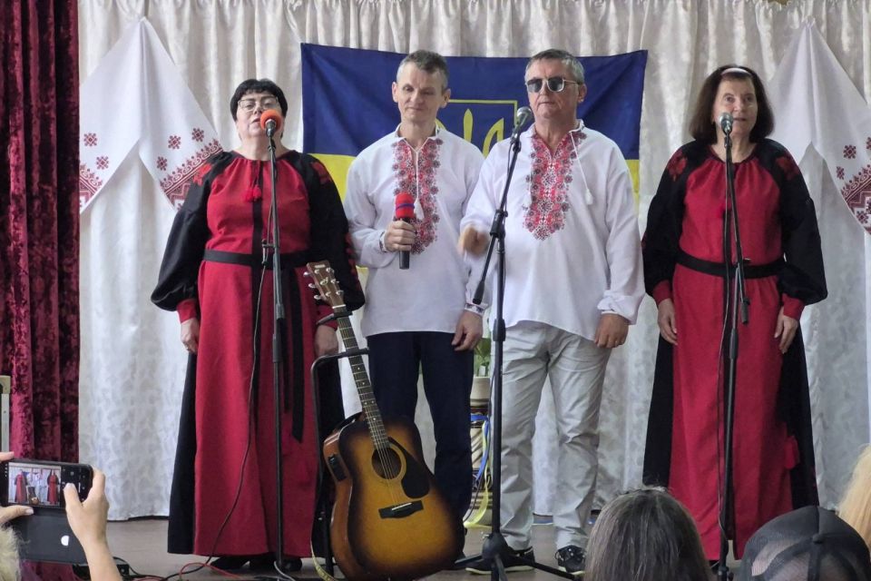 Вінницькі музиканти до Дня Незалежності влаштували концерт у Хмельницькому