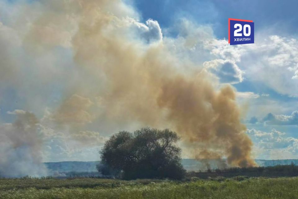 Одна пожежа могла перекинутися на будинок: що горіло на Вінниччині за добу