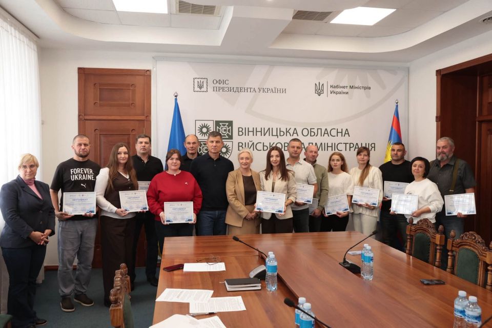 По 200 тисяч на власну справу: 13 підприємців Вінниччини отримали гранти
