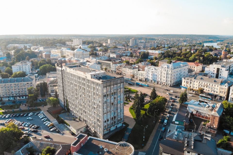 Майже 96 тисяч звернень до міськради: про що просять вінничани і що їм відповідають