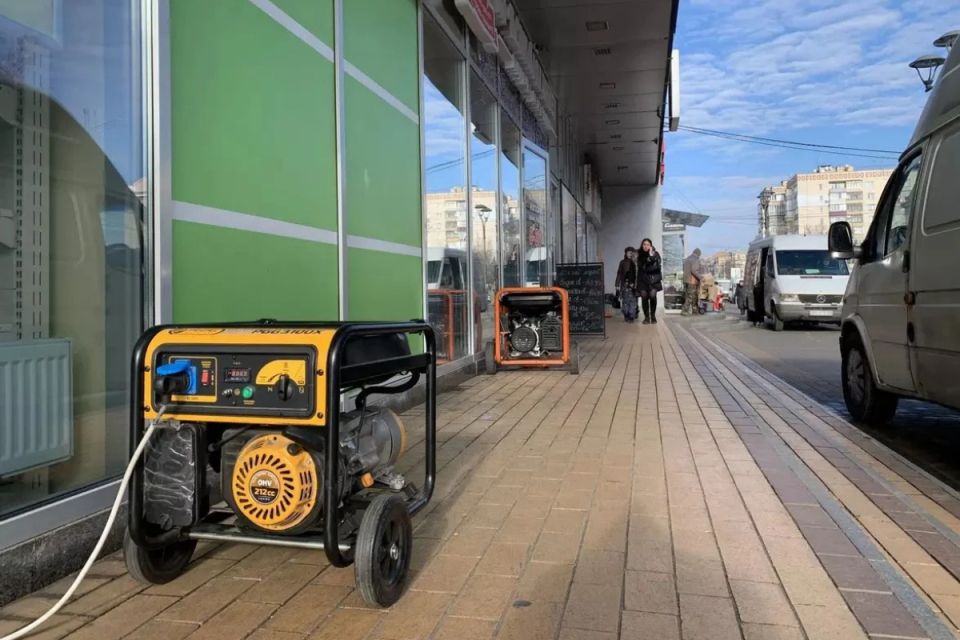 Підготовка до складної зими: скільки коштують генератори і яку потужність обрати