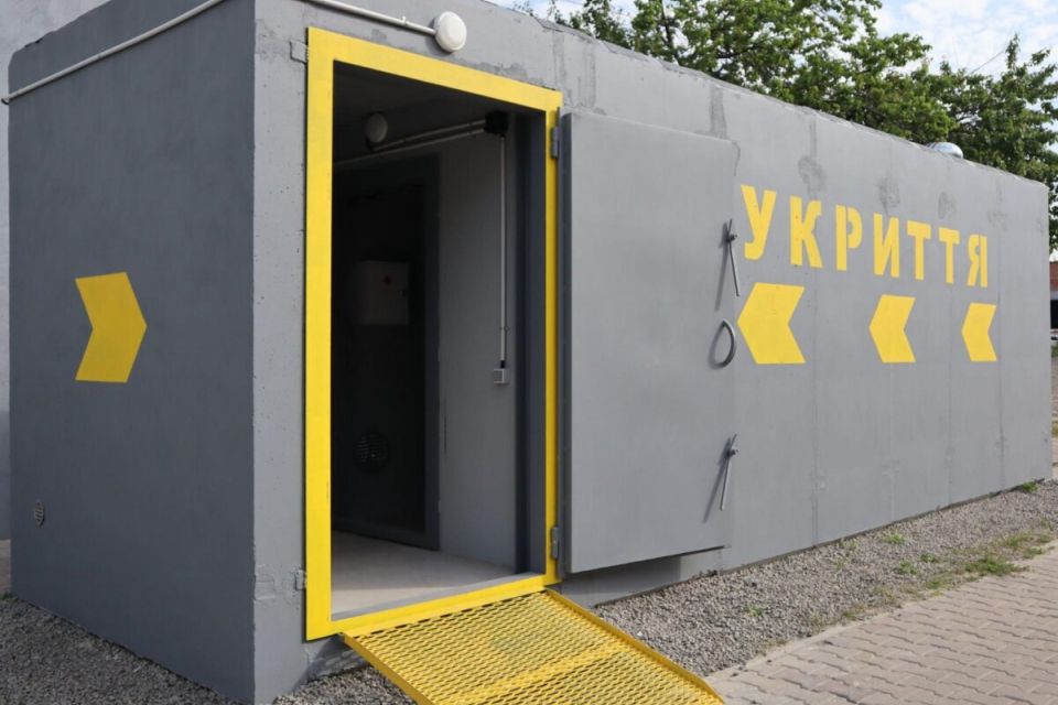 До 4 грудня бізнес має альтернативу: скільки коштує встановити мобільне укриття за новими правилами