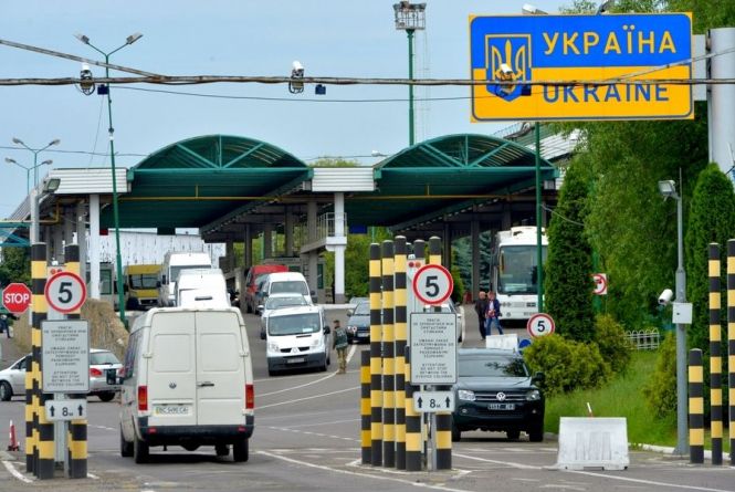 З 1 червня українці зможуть їздити в Молдову та Словаччину. Які пункти пропуску відкриють?