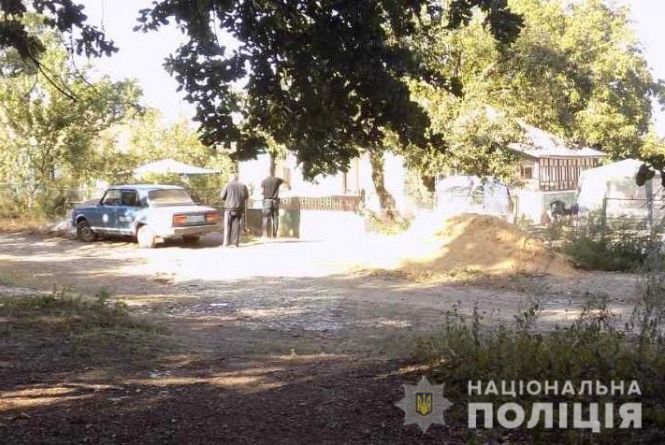 У Барському районі син вистрілив у товариша батька. Потерпілий у важкому стані