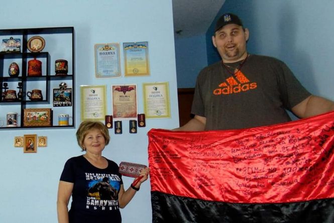 В США помер Ігор Вовковинський, один з найвищих людей в світі. Він родом з нашої області : 22:08:2021 - 20 хвилин Вінниця