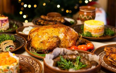 Новорічні бокси: в яких ресторанах Вінниці можна замовити страви до святкового столу (партнерський проєкт)