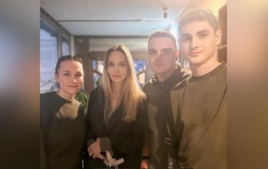 Світова зірка у нашому місті: Анджеліна Джолі побувала у Вінниці під час поїздки Україною