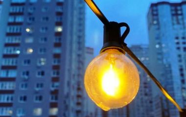 Кому вимикають найбільше? Порівняли графіки відключень світла у Вінниці та сусідніх обласних центрах
