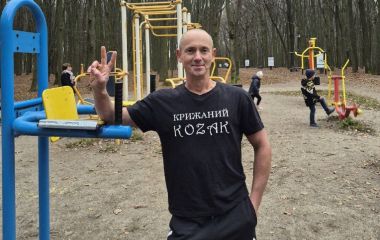 Новий виклик «крижаної людини»: Андрій Козак цю зиму вперше проведе в шортах