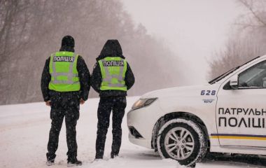Сніг, дощ та 259 аварій: ситуація на трасах України та де зараз найважче