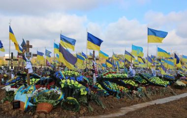 На Сабарові будуть розширяти цвинтар. На скільки його ще вистачить?